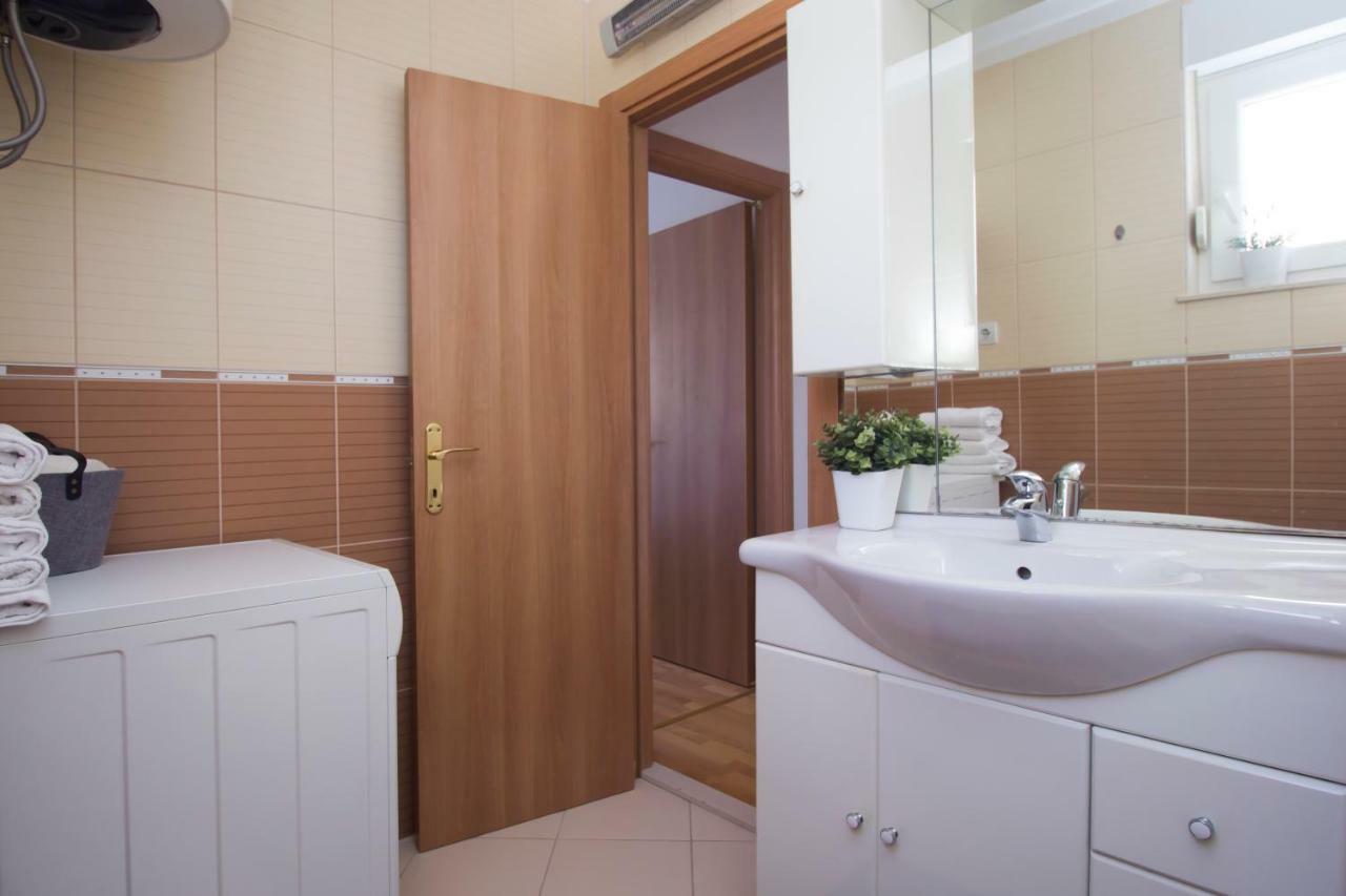 Apartment Marinovic Makarska Exterior photo